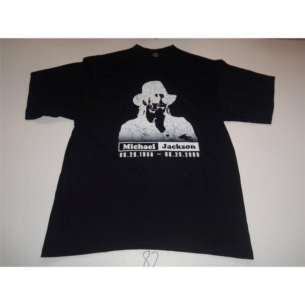 Michael Jackson Noiz TShirt Size XLarge 8-29-58 to 6-25-09 Black -021582